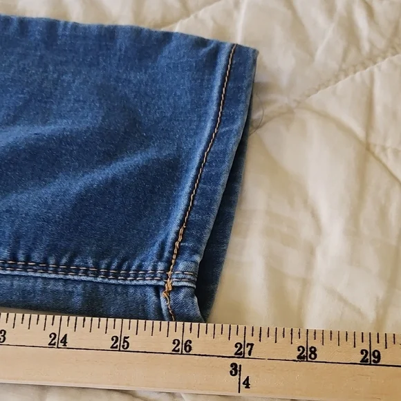 Curve Appeal High Rise Skinny Jeans with Comfort Waistband - Picture 8 of 8